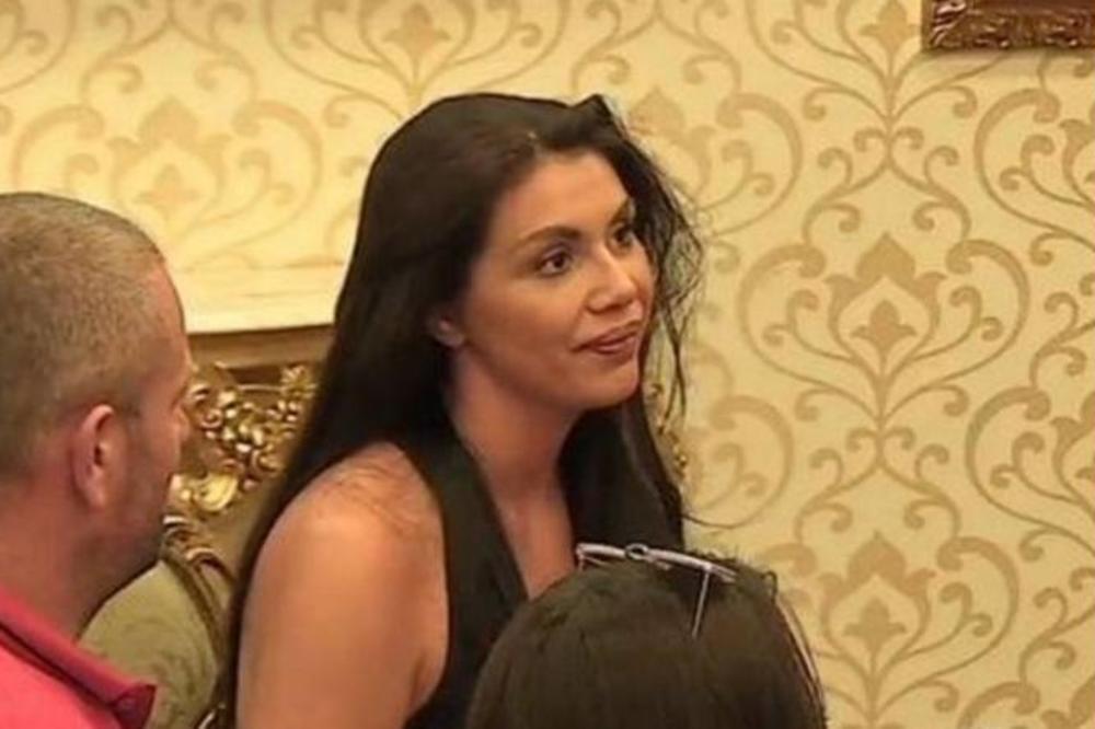 ZORICA JE PRVA IMALA SE*S U PAROVIMA: Sada u BRUTALNOM intervjuu otkriva nepoznate detalje iz najluksuznije vile!