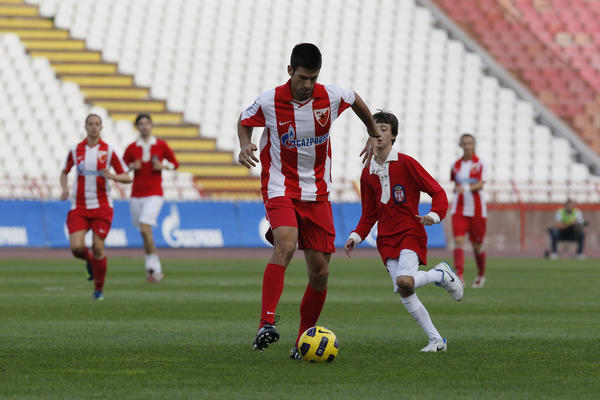 ĐOKOVIĆ DOLAZI NA ZVEZDA-RADNIK: Novakova lekcija da se klub voli svakog dana!