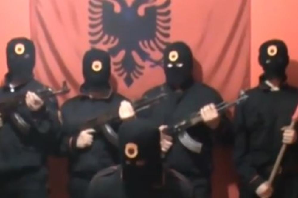 DA LI JE NA POMOLU FORMIRANJE NOVE OVK? Albanci DO ZUBA NAORUŽANI snimili preteću poruku Srbiji i Kosovu! SPREMNI SU ZA POKOLJ I IMAJU ZACRTAN CILJ (VIDEO)