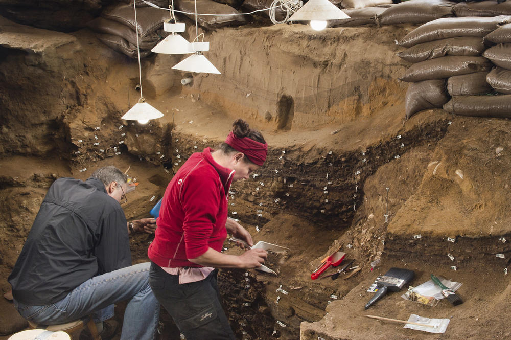 Arheolozi u pećini Blombos 