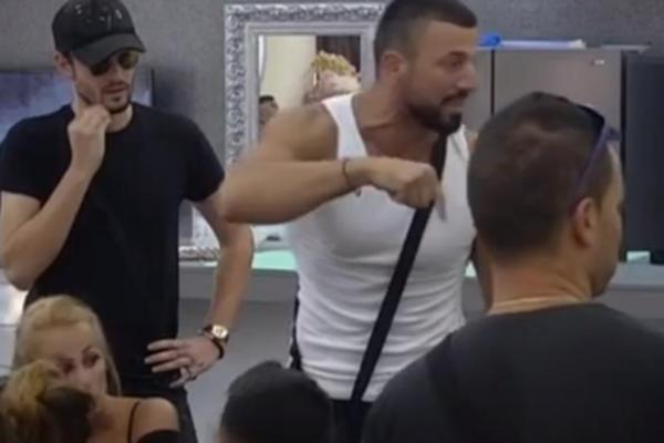 DOROTEA IZGLEDA KAO ANĐEO, ALI SE SVAĐA KAO ĐAVOLICA: Ispao neviđeni FAJT između nje i Vladimira, ukućani ZABEZEKNUTO gledali! (VIDEO)