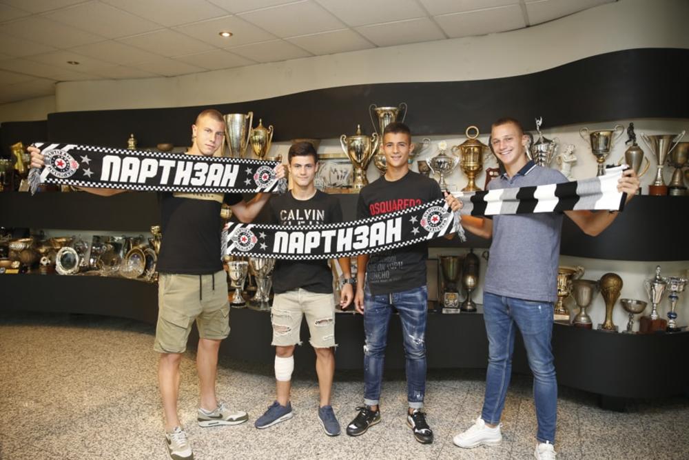 Novi Partizanovi profesionalci