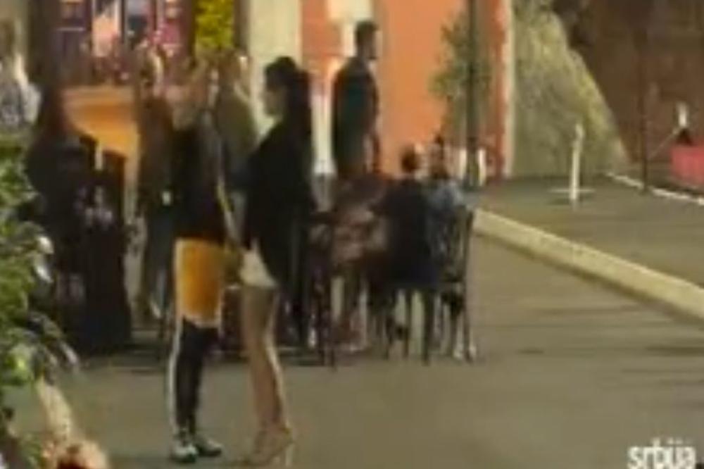 ŠTA ĆU TAMO IZA ĆOŠKA, HLADNO MI JE? Aleksandra vodila Davida u MRAK, on samo što nije zaplakao! (VIDEO)