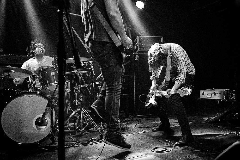 IZMEĐU STVARALAŠTVA I BIZNIS MODELA: Kako i zašto rok u Srbiji NIJE mrtav