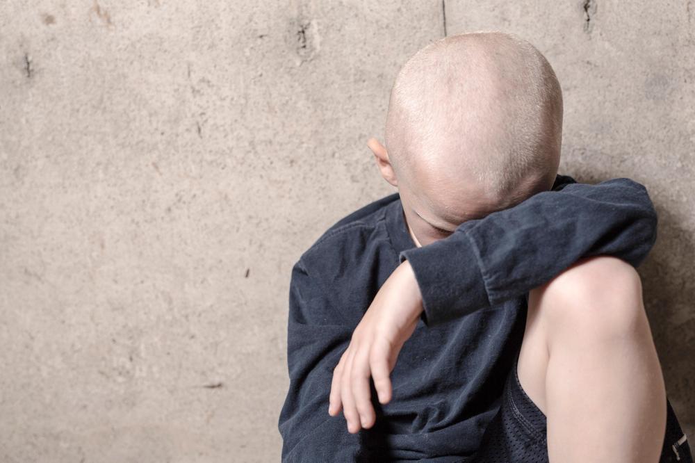 DETE (9) UMRLO U NAJGORIM MUKAMA: Maćeha ga izgladnjivala i maltretirala, otac sve to gledao i nije reagovao!