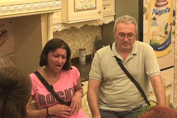 POTRESNA ISPOVEST UČESNICE PAROVA: Majka ju je izbacila iz kuće jer je bila nezaposlena!