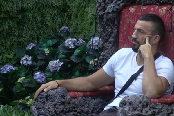 LUNA OPET IZMEĐU DVE VATRE: Vladimir joj priznao šta oseća prema STANIJI, a onda je usledio EMOTIVAN TRENUTAK!(FOTO)