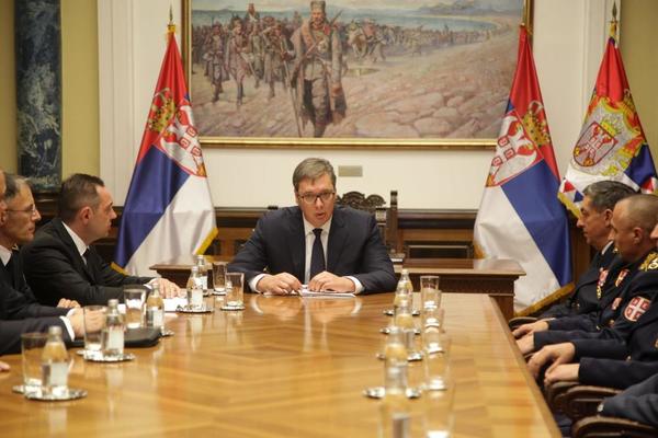 VUČIĆ OBELODANIO IME NOVOG NAČELNIKA GENERALŠTABA: Predsednik Srbije doneo odluku na sastanku sa predstavnicima vojnog vrha!(UŽIVO)