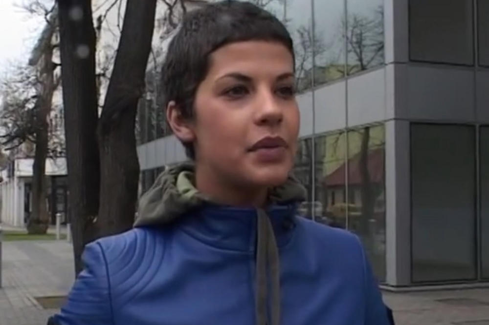 SEĆATE LI SE VODITELJKE LETEĆEG STARTA? Nestala iz javnosti, UDALA SE i potpuno promenila! (FOTO)