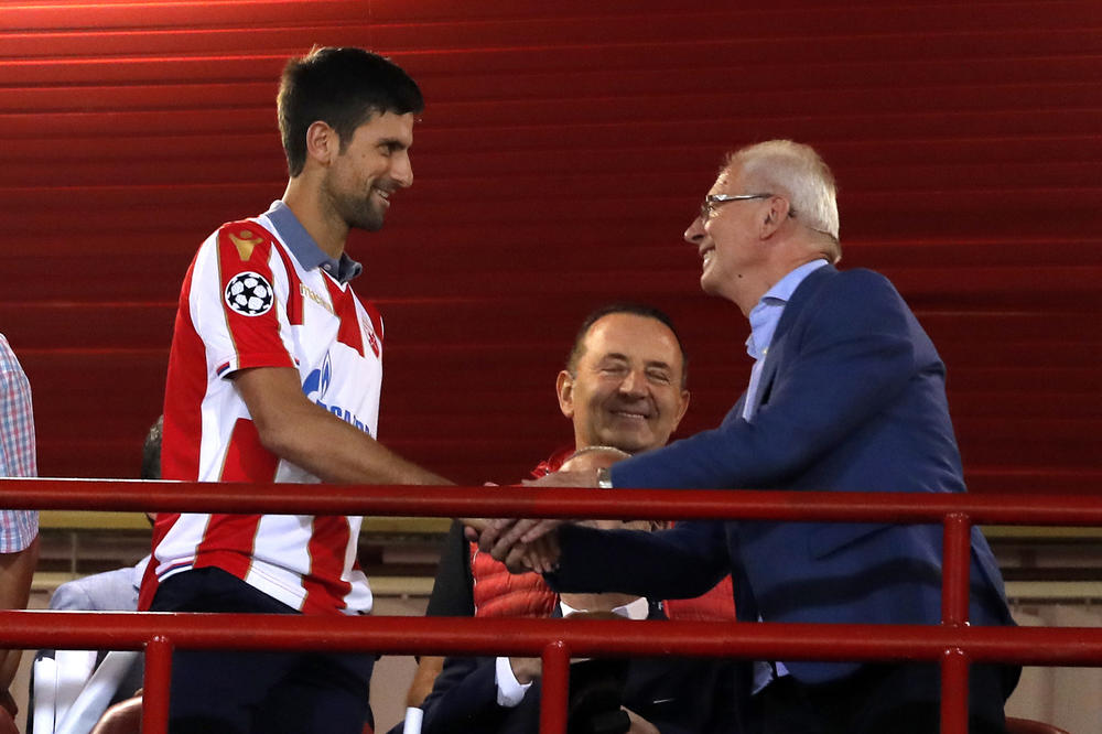 NA RADOST DELIJA: Novak Đoković ima novu opremu za Masters u Šangaju!