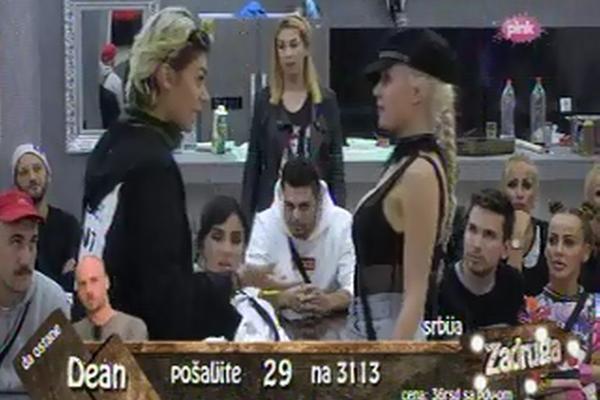 DOROTEA JE NAJŽEŠĆE PLJUVALA LUNU, A ONA NIJE NIŠTA BOLJA! Otkriveno da je lepa Barbika imala AFERU sa oženjenim muškarcem