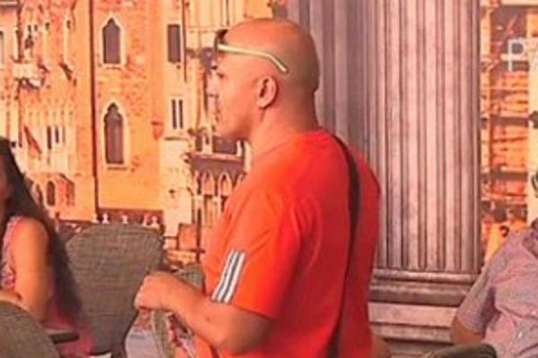 BAKI B3 TUGUJE ZA BIVŠOM ŽENOM: Emocije ga savladale, pa joj napisao PESMU! (VIDEO)