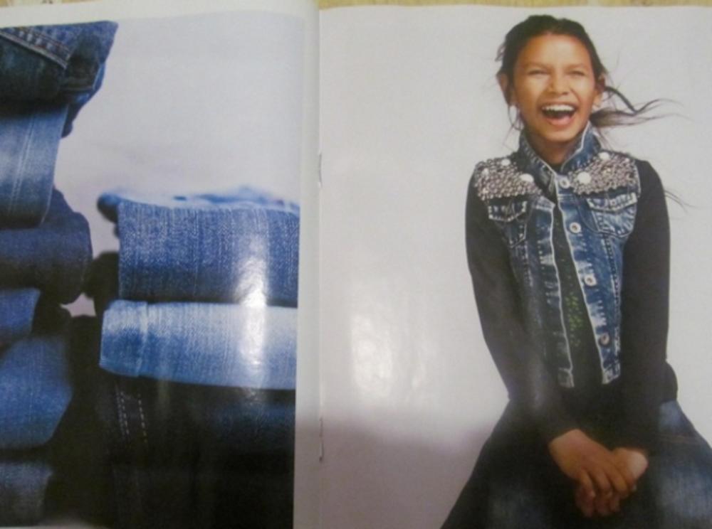 Liza sada radi kao model  