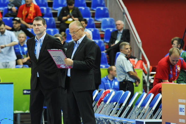 NIJE VIŠE ZLATNA ZVEZDA: Bivši pomoćnik Dude Ivkovića dobio otkaz u Kini!