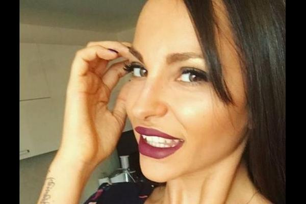 OVO JE MUŽ RUŽICE VELJKOVIĆ: Njihov odnos je NAJVEĆA MISTERIJA na estradi, a sada je OTKRIVENO! (FOTO)