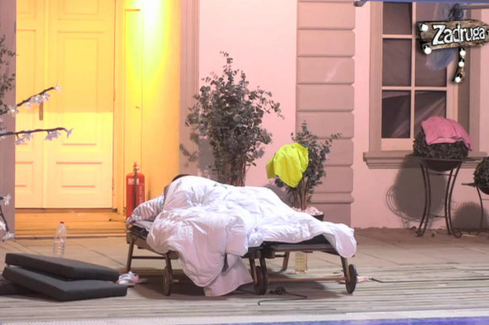 VLADIMIR I STANIJA DO JUTRA ISPOD JORGANA! Ovo je zaista trajalo dugo (VIDEO)