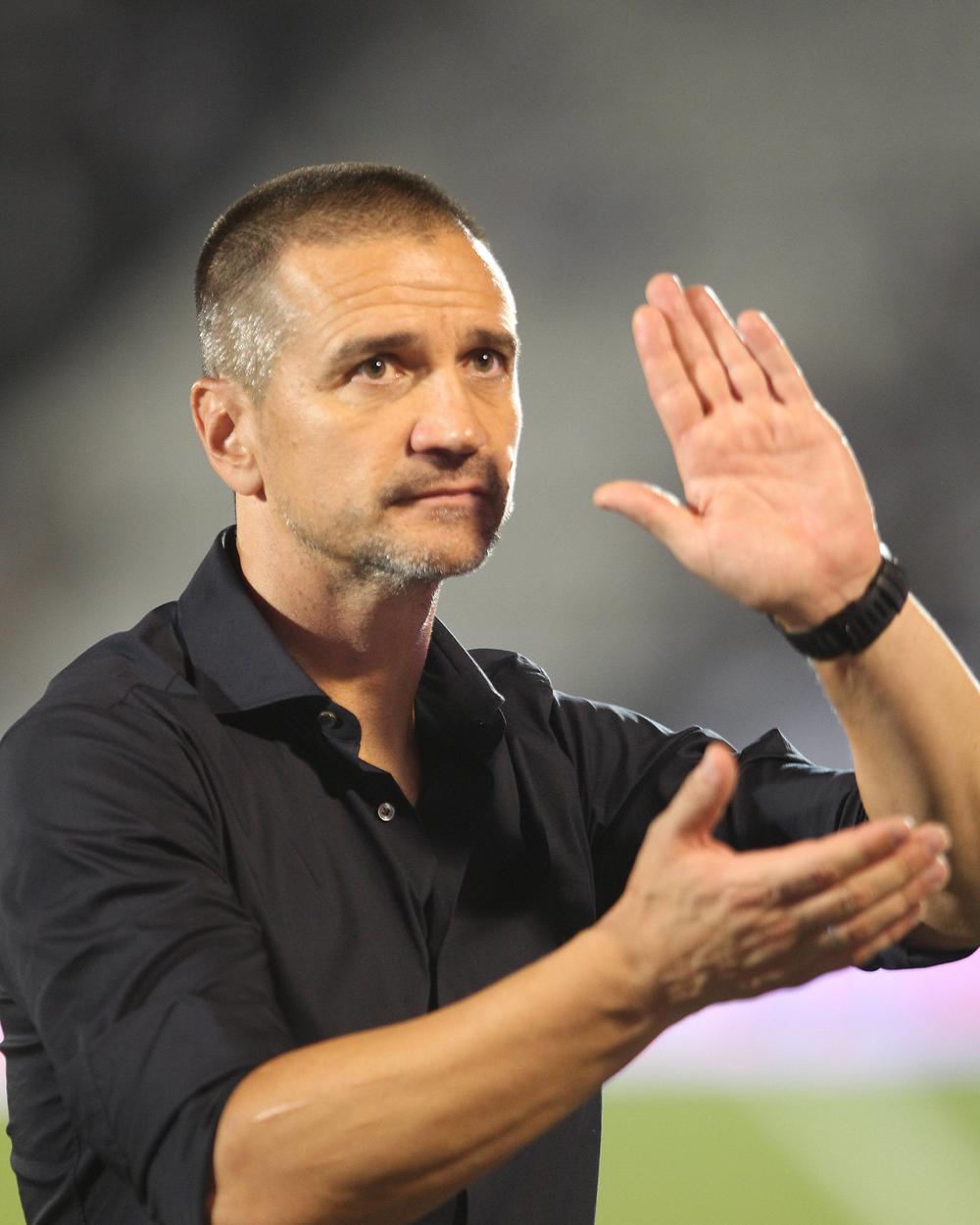 Zoran Bata Mirković priznaje da su mu osećanja pomešana pred meč sa Radom, za koji je igrao svojevremeno  