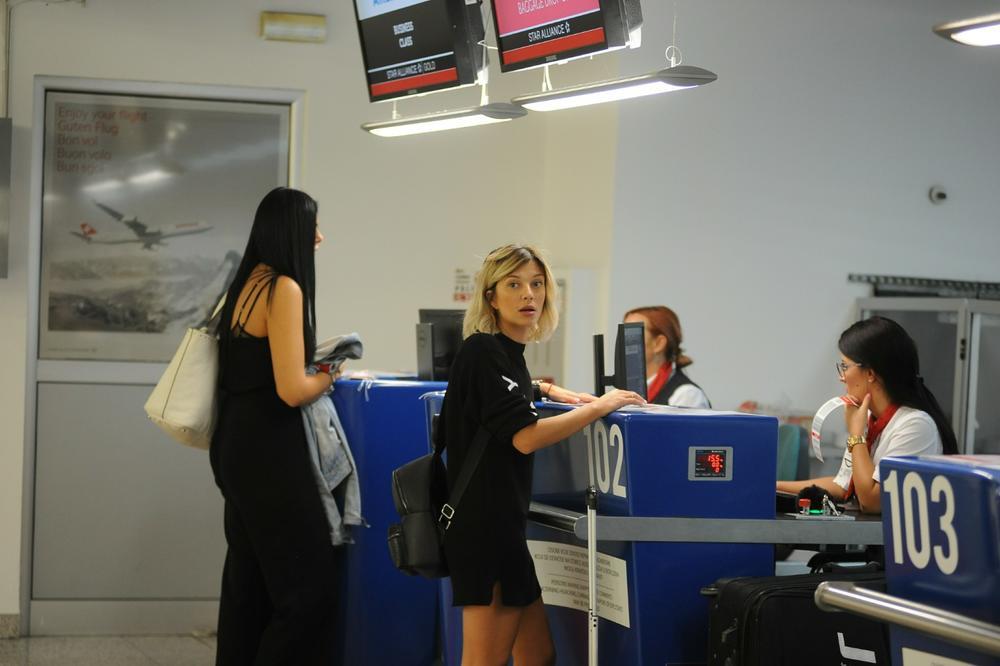 U SUZAMA OTPUTOVALA NA SEJŠELE: KIJA pre par meseci doživela TRAGEDIJU, a sada će joj SRCE PUĆI i to zbog OVOGA! (FOTO)