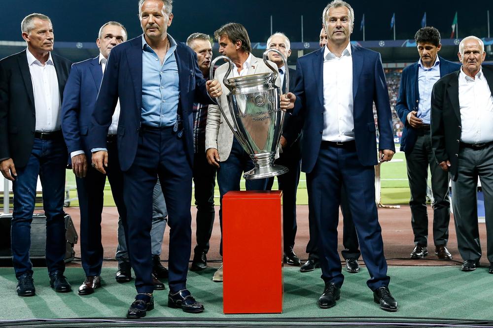 LEGENDE IZ BARIJA STIŽU NA OPROŠTAJ OD MIHE: Sprema se nezaboravna utakmica na stadionu "Rajko Mitić"