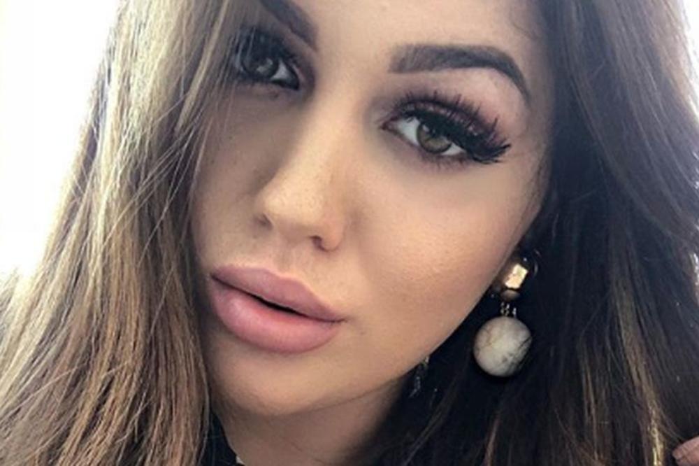 TAJKUNOVA ĆERKA ODGOVORILA HEJTERIMA: Ispljuvali su je zbog kuće od 9 soba i 13 kupatila, a ona ih naziva BAGROM (FOTO)