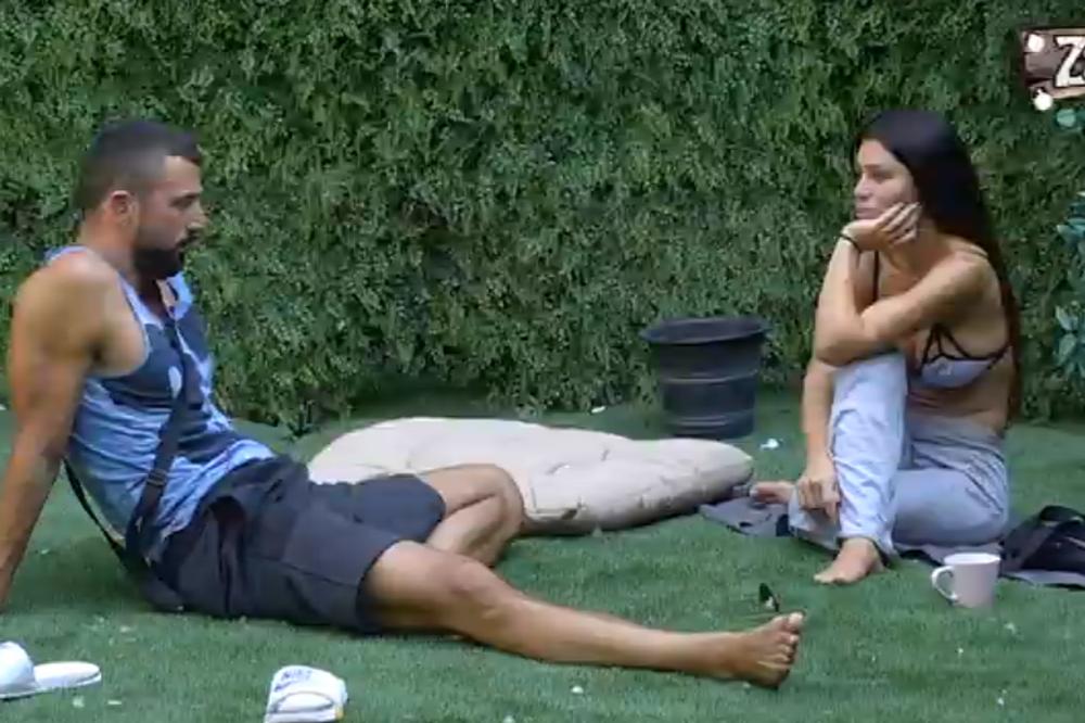 OVAKVU LEKCIJU NIKAD NIKO NIJE ODRŽAO STANIJI! Da li si ti normalna? Šta si ti kao neki igrač, ti ćeš kao da vodiš neke ratove? Crpiš mi energiju, ženo!