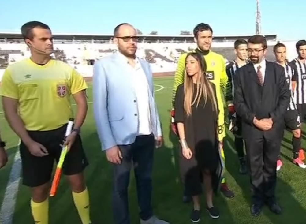 Dodela plakete za pomoć Dušanu Todoroviću  