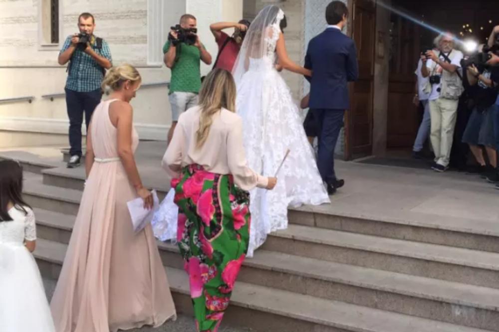 MISLITE DA SU PRAVOSLAVNI OBIČAJI, A ZAPRAVO SU ČISTO SUJEVERJE: Evo šta STVARNO znače stvari koje SVAKI SRBIN RADI