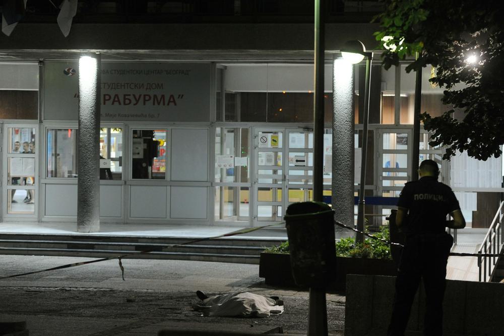 HOROR U STUDENTSKOM DOMU NA KARABURMI: Došao kod bivše devojke, potegao PIŠTOLJ, pa se UBIO skokom sa 13. sprata!