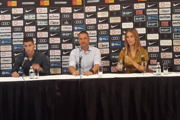 SLAVLJENIK BATA MIRKOVIĆ PRED DERBI: Samo da sudija ne bude zvezda večeri! Zvezda ne prima golove, a ubojita je!