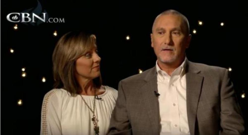 Njeni roditelji su veoma ponosni na nju  