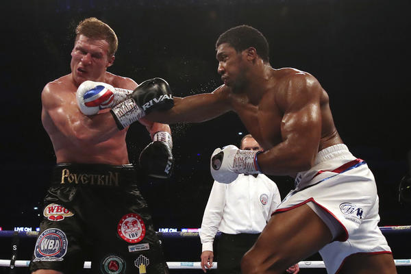 TVRDIM, NEPOBEDIV SAM: Džošua na prepunom Vembliju razbio Povetkina i odbranio titulu svetskog prvaka!