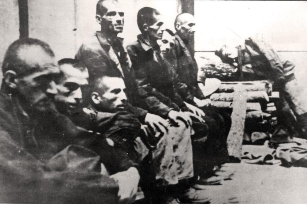 IZVEŠTAJ IZ JASENOVCA ĆE VAM IZAZVATI NAGON ZA POVRAĆANJEM: Jednog su IZJELE VAŠKE DO SMRTI! (FOTO)