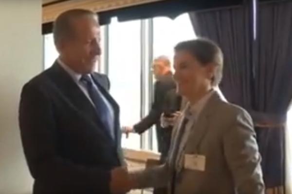 ANA BRNABIĆ SE SUSRELA SA PACOLIJEM: Postavila mu je nezgodno pitanje!