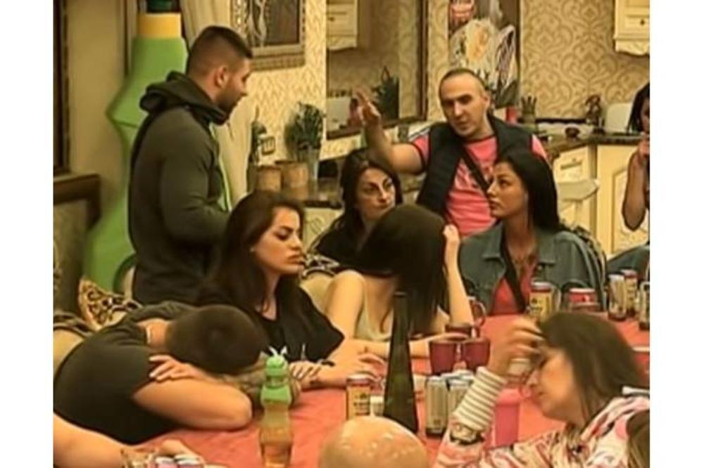 BENJAMIN TRAŽI OPROŠTAJ OD IZABELE: Ne sećam se ničega, NIKADA se nisam napio kao sinoć! (VIDEO)