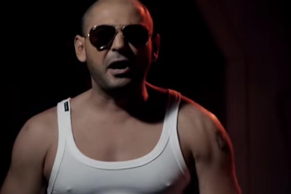 REPER IZBAČEN IZ RIJALITIJA NAKON BESA JAVNOSTI: Pozvali su ga u program, iako je bio osuđen za TRGOVINU ŽENAMA!