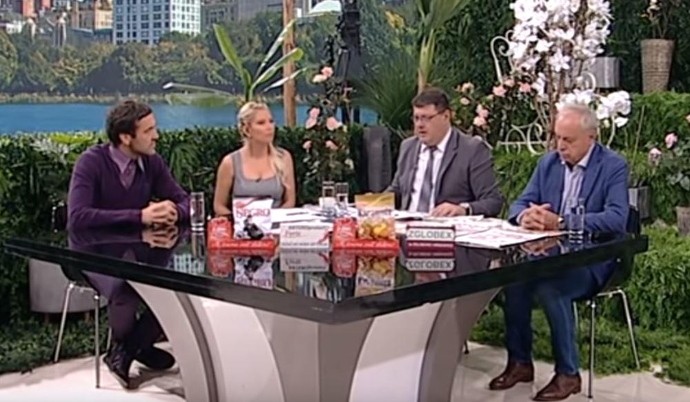 Vučelić i Stojković kod Dee i Sarape