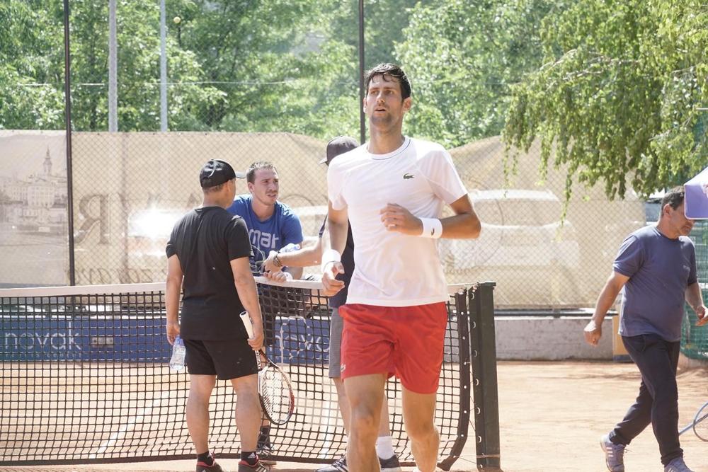 Novak Đoković se šalio sa svojim sparing partnerom tokom treninga  