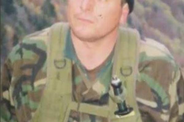 PODIGNUT SPOMENIK MILOŠU ĆIRKOVIĆU: Danas je svečano otkriven!