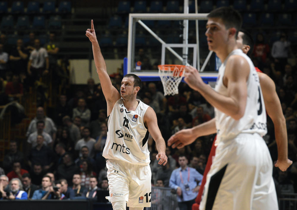 Novica Veličković se nada plej-ofu  