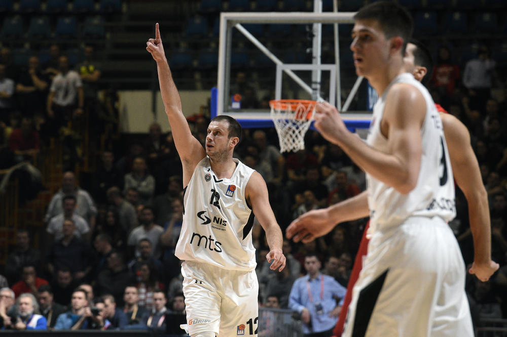 POBEDA ZA DUŠANA: Košarkaši Partizana se oprostili od malog heroja!