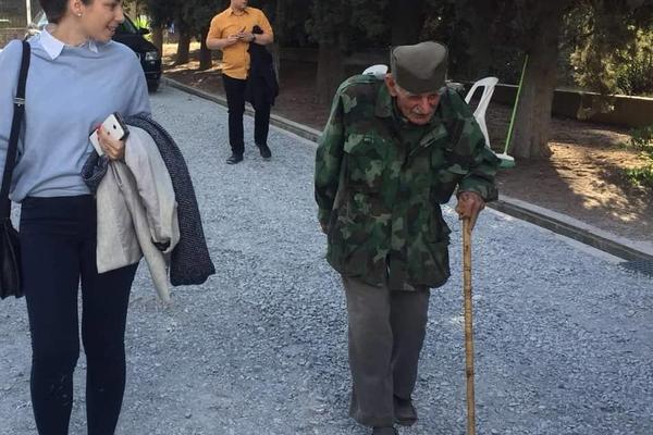 "STEŽEM SRCE, PA PLAČEM SAMO KAD NIKO NE VIDI": Reči deda Đorđeta o NAJBOLNIJEM danu na "Zejtinliku"