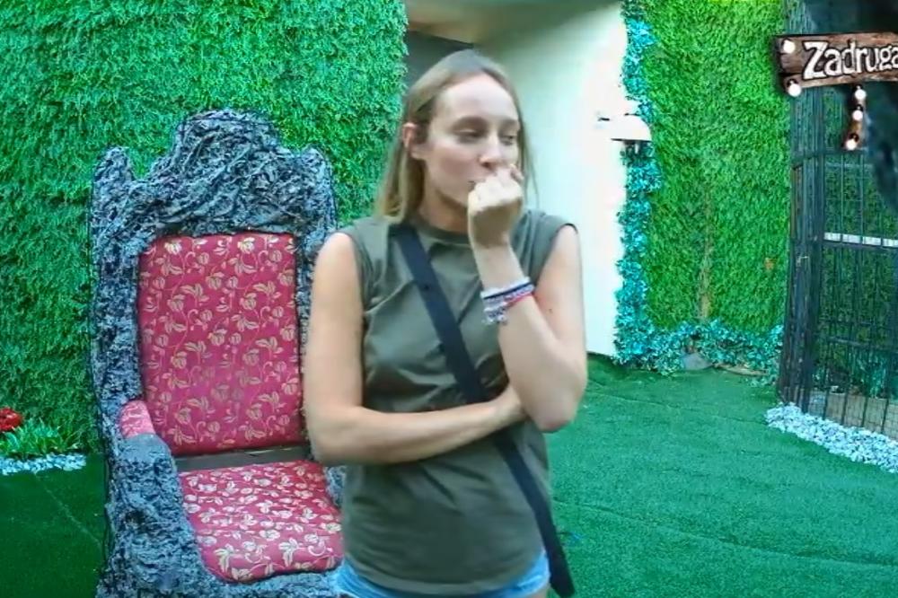 LUNA SE NE ODVAJA OD SLOBINOG POKLONA: To je moja amajlija koja me čuva u Zadruzi!