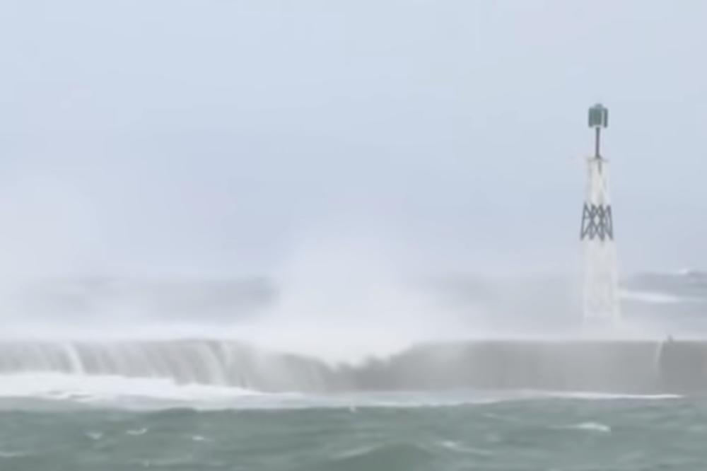 OLUJA GLORIJA PROGUTALA 11 LJUDI, ČETVORO NESTALO: Evakuacija u toku, vlada potpuni haos!