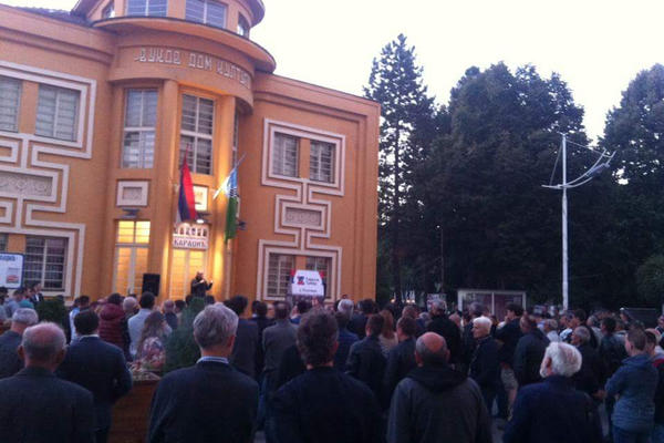 Savez za Srbiju u Loznici: Skup uspeo i pored zabrane sala i laži režimskih medija (FOTO)