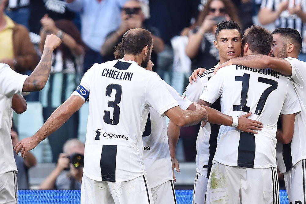 NIKAD VIĐENO DO SADA: Juventusovi novi dresovi su nešto potpuno drugačije! (FOTO)