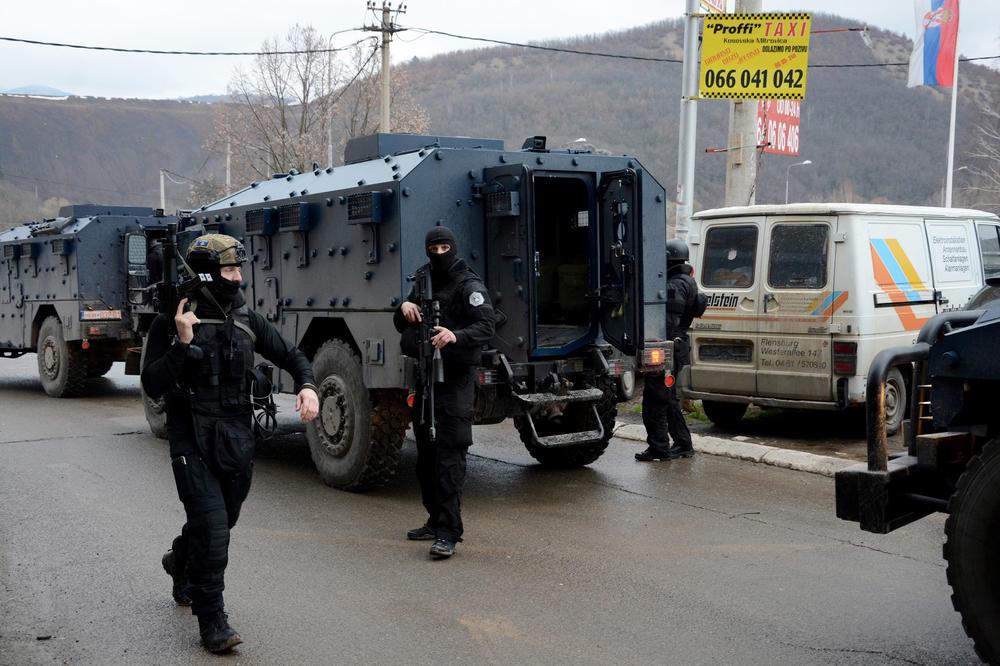 NOVO IŽIVLJAVANJE ALBANACA NAD SRBIMA! Kosovska policija ZAPLENILA paketiće za decu, jer je ROBA iz SRBIJE