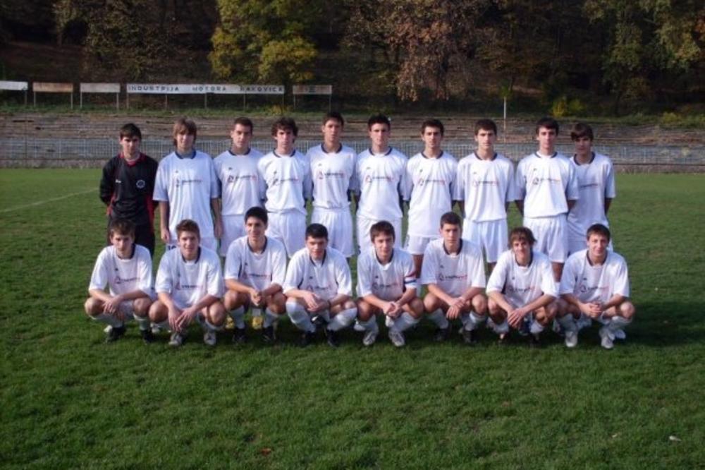 HUMANITARNA REVIJA "NEUSPELIH FUDBALERA": Pomozimo oboleloj deci!