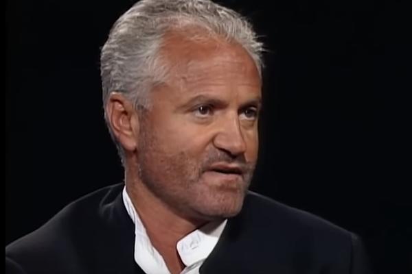 HOROR U VILI ĐANIJA VERSAĆEA: U hotelskoj sobi pronađena dva tela, sumnja se samoubistvo!