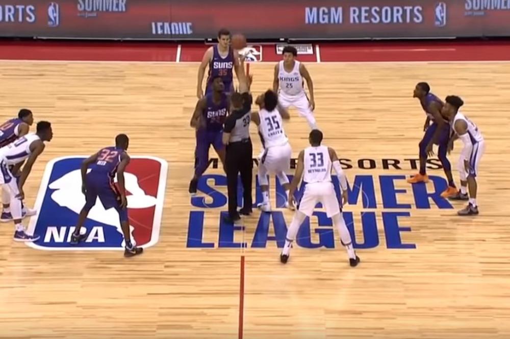 BOGI I BELI NA POŠTEDI: Kingsi pokvarili debi Kokoškova u Arizoni, Ejton sjajan! Ozbiljan okršaj Embida i Vučevića!