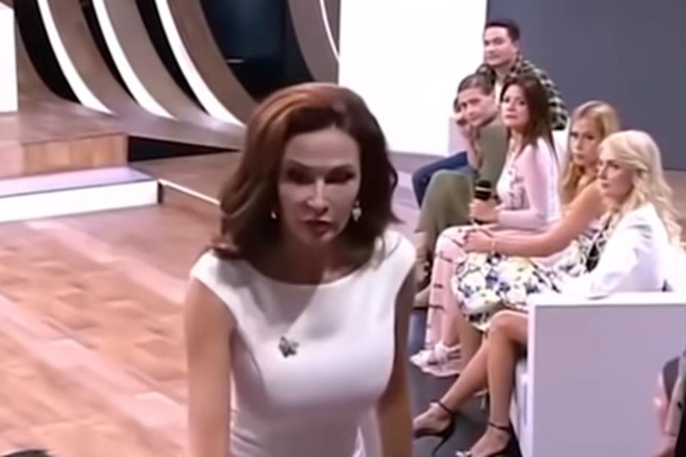 OŠAMARILA ČLANICU PUBLIKE, JEDVA JE SMIRILI: Glumica potpuno izgubila kontrolu nakon pitanja o sinu! (VIDEO)